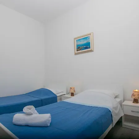 Adriana Apartment *